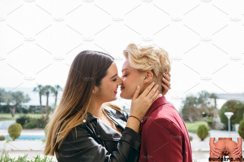 kiss lesbians lesbian marriage